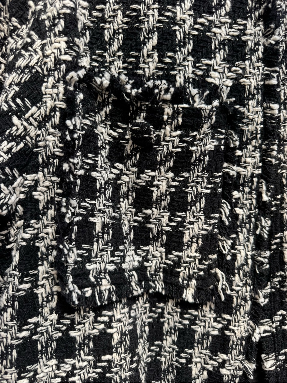 Women's Black & Cream Tweed Jacket - Classic Bouclé Coat - Picture 3 of 4